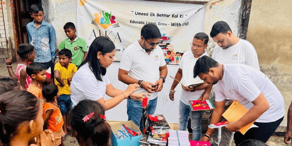 Volunteers supporting a community program